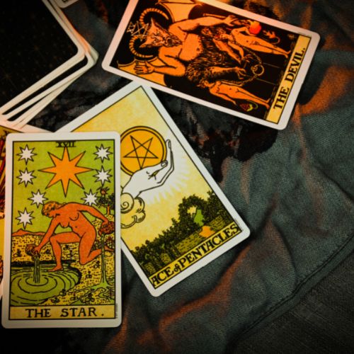 Tarot card Reading 2022