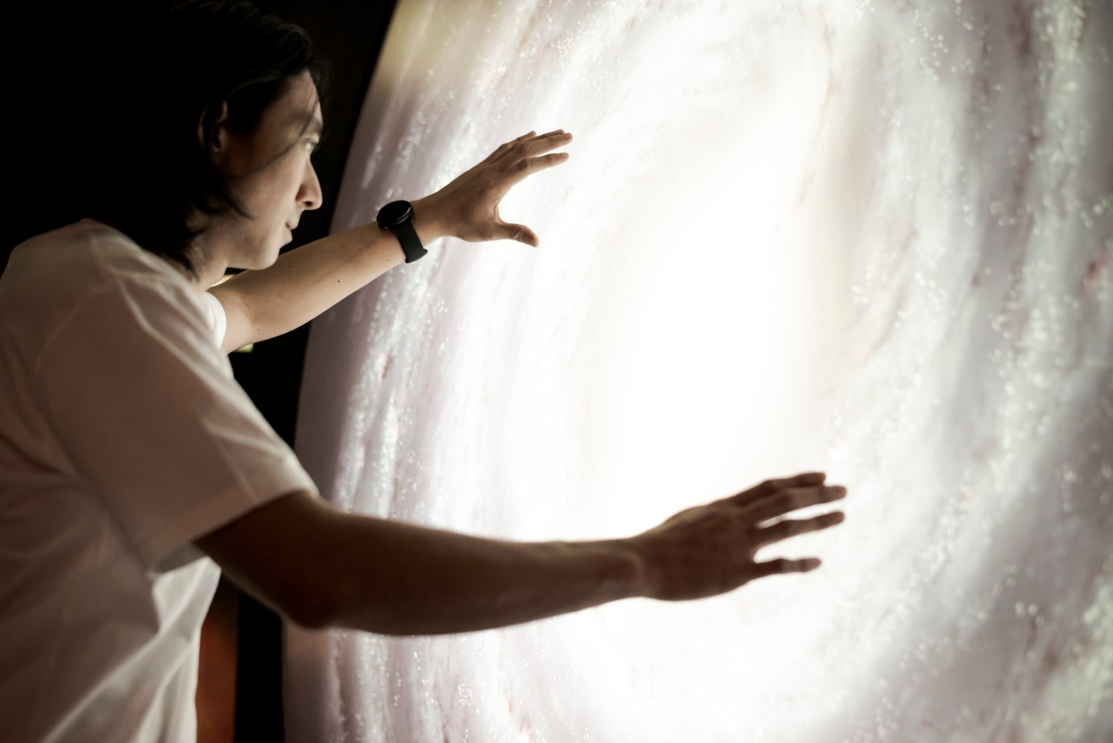How Past Life Regression Affects Your Life: Unveiling Hidden Patterns and Healing the Soul